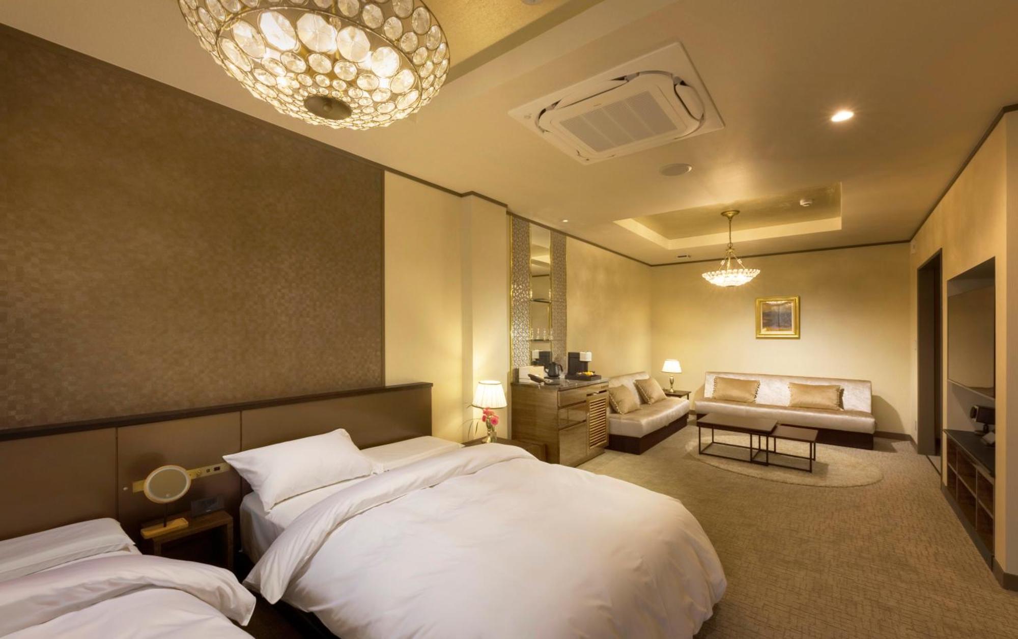 Katakura Silk Hotel Szuva Kültér fotó